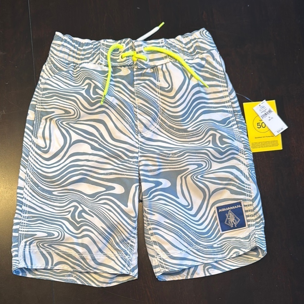 GAP Gray and White Swim Trunks with Wave Pattern - Picture 1 of 2